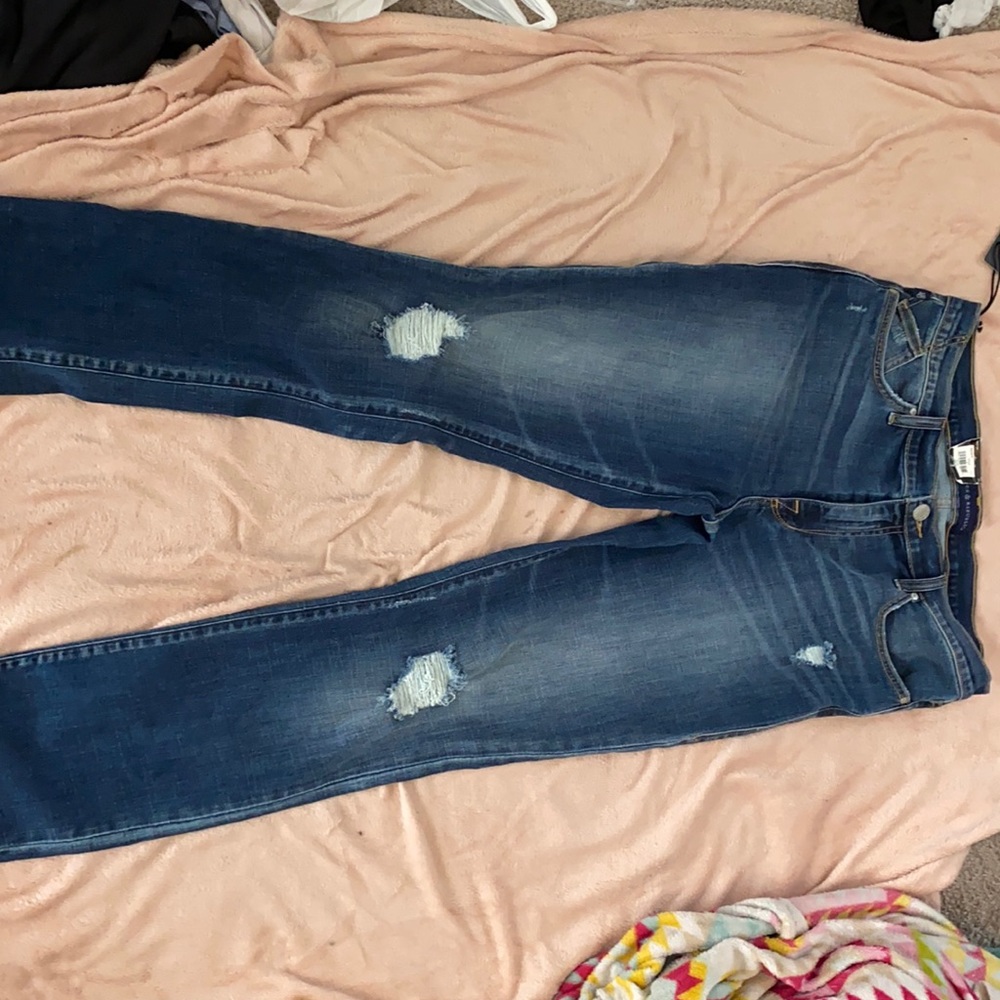 ROCK & REPUBLIC NEVER WORE JEANS